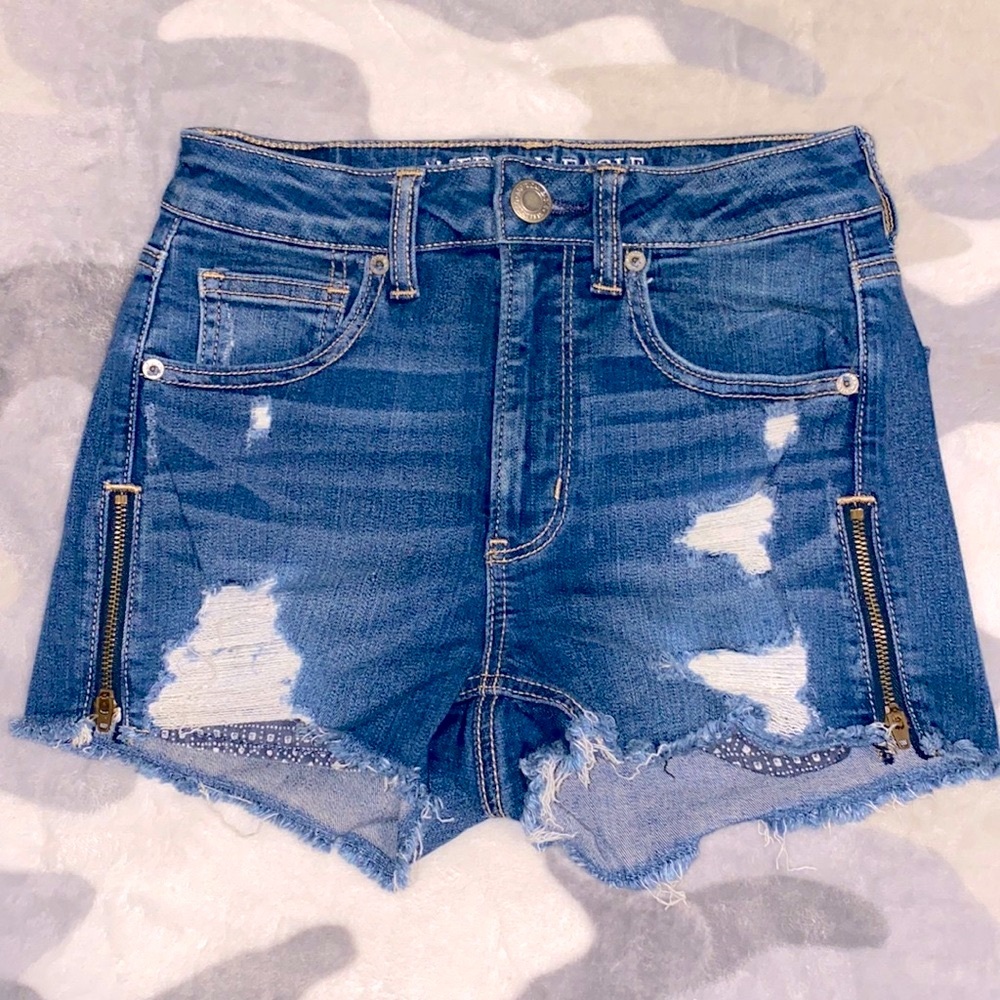 NWOT American Eagle Outfitters Super Hi Rise Shortie